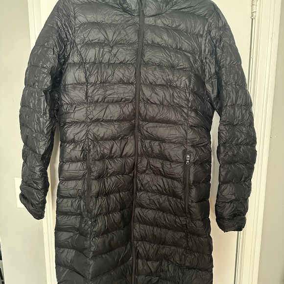 TNA Black Botanie Packable Puffer Jacket - Picture 2 of 6